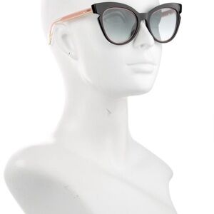 Fendi Black Cat-Eye Glasses Retro-Inspired Accessory